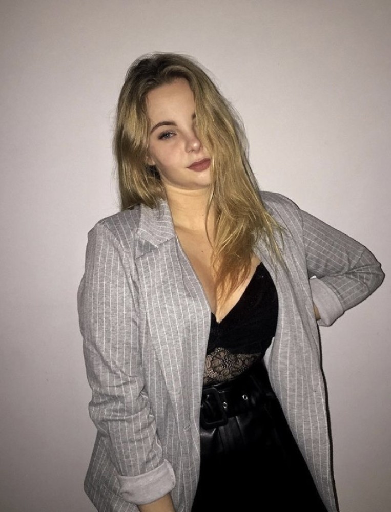 Индивидуалка 🎥 Александра фото № 2 в городе Томск