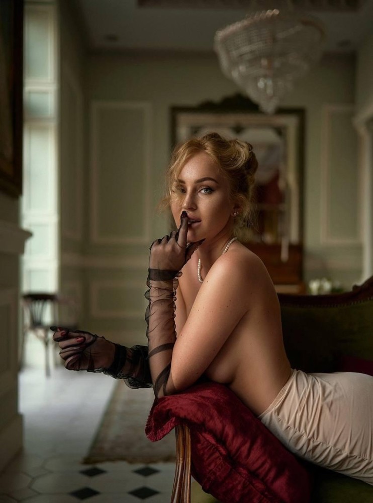 Индивидуалка Кристиночка фото № 2 в городе Томск