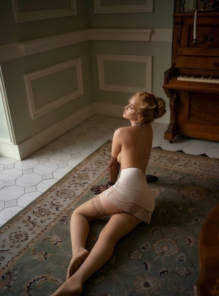 Индивидуалка Кристиночка фото № 2 в городе Томск